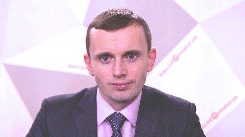 Кто на самом деле принимает решения в парламенте? Разбираемся с экспертами